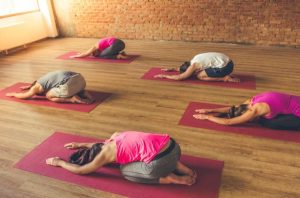 Los beneficios del yoga para la salud física