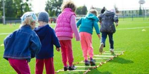 monitor de niños tiempo libre