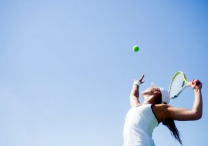 Beneficios de jugar al tenis para la salud física