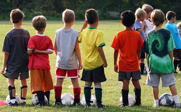 Los Niños Deben Jugar Para Divertirse O Para Competir?